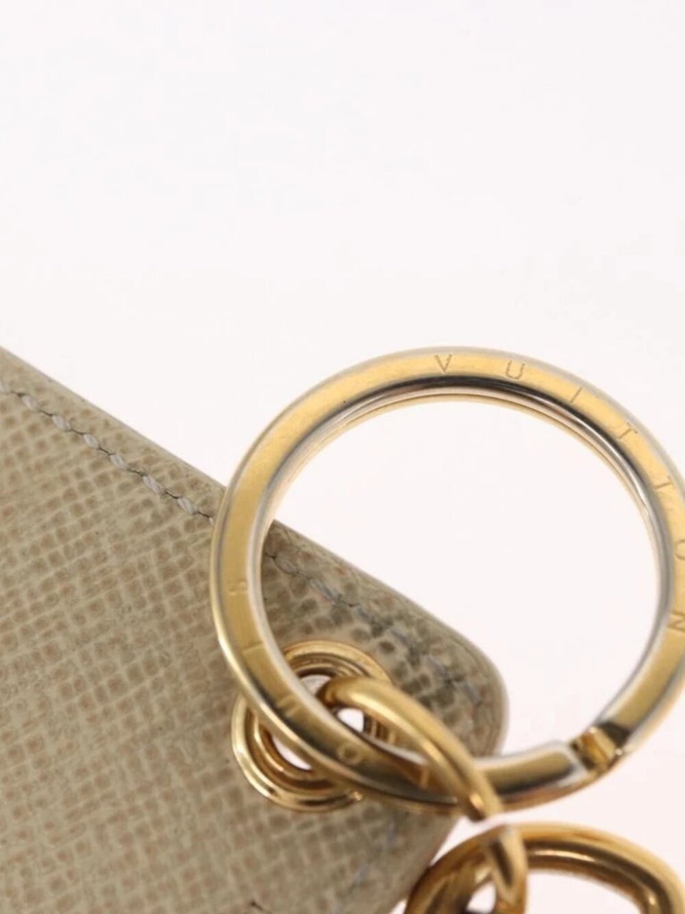 LOUIS VUITTON Damier Azur Porte Cles Afish Key Ring - Picture 7 of 10